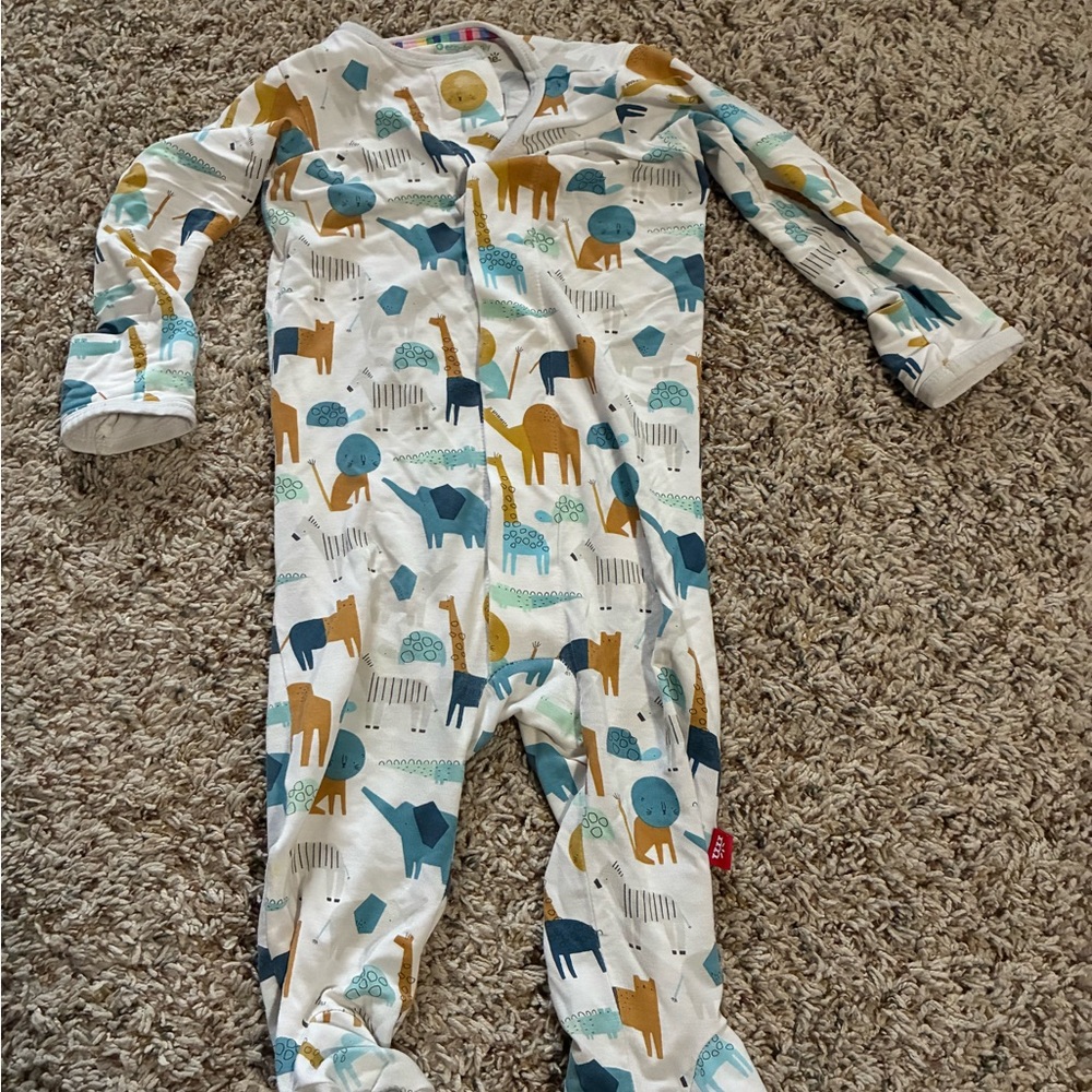 Magnetic Me sleep and play onesie animals